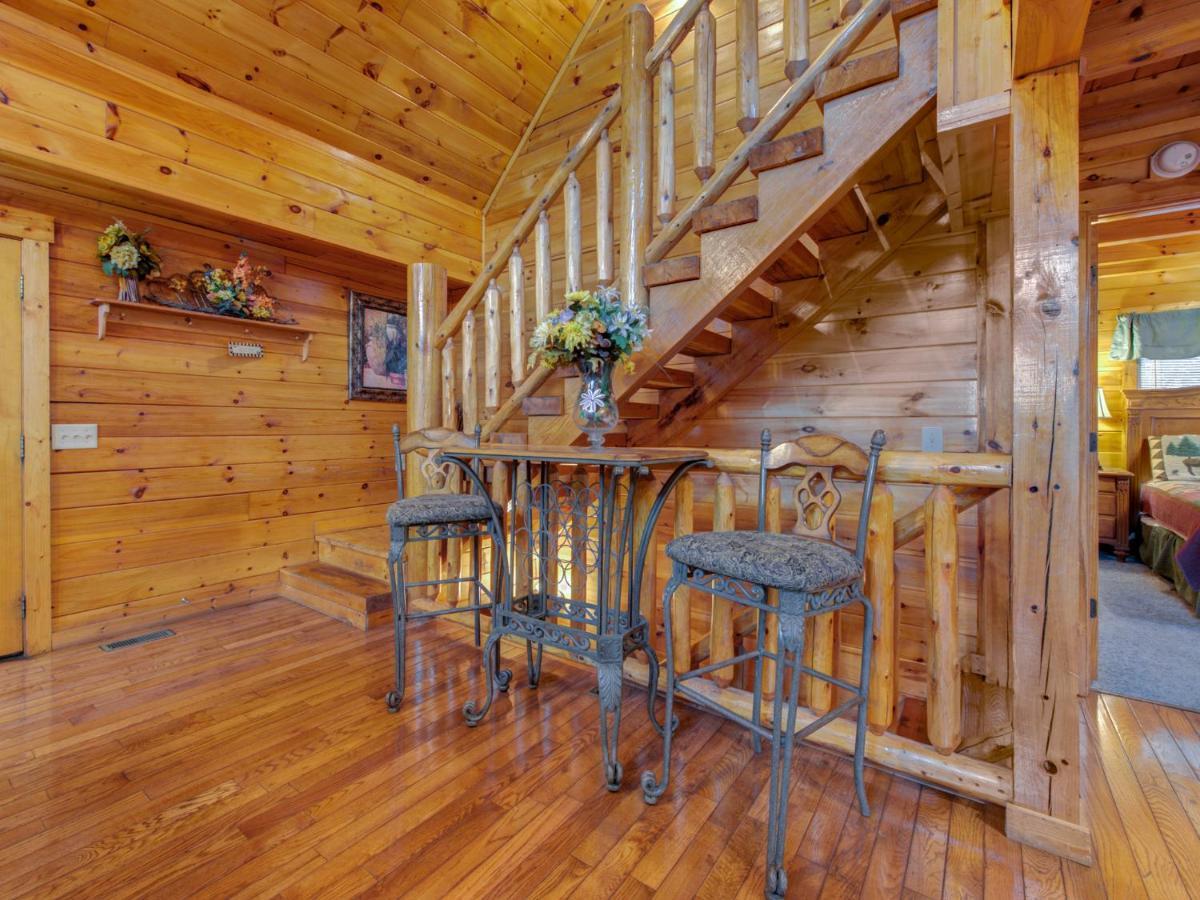 Mountain Flower Pigeon Forge Bagian luar foto